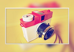 C4D模型：老式相机摄像机单反3D模型预设